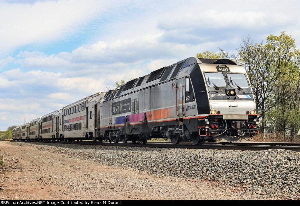 NJT 4501 on Train 5523